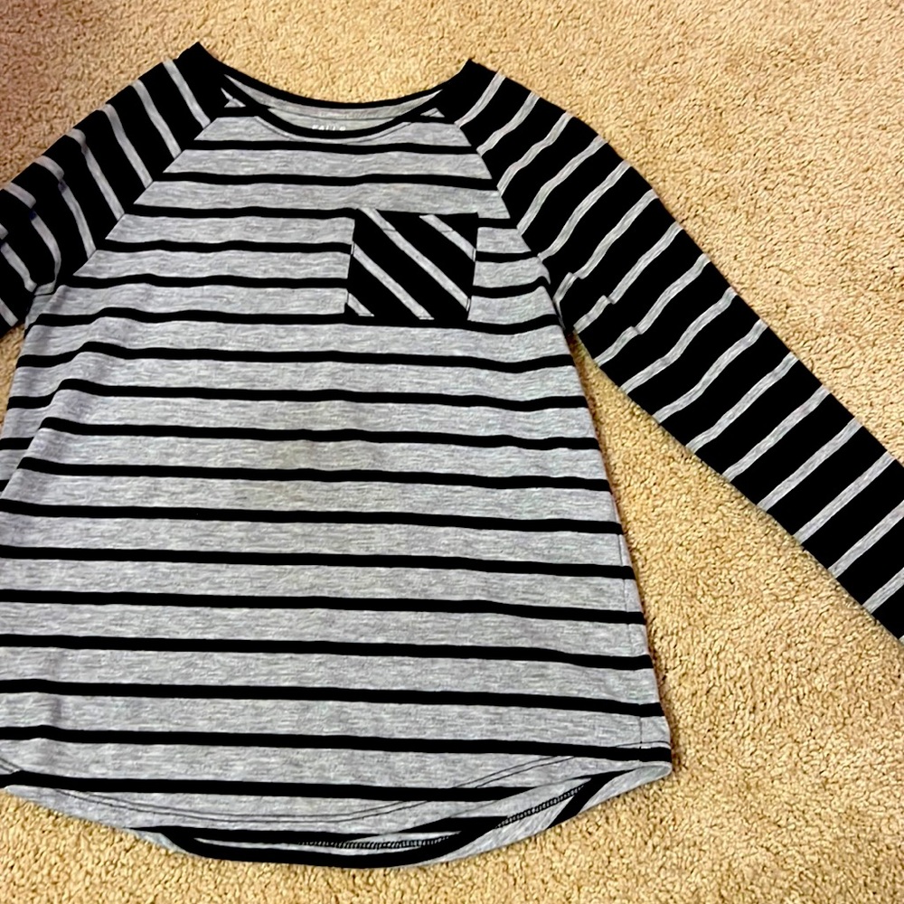 Kids long sleeve striped shirt with pocket